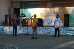 8YevE_5gkO0